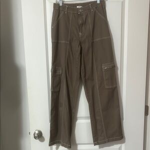 Women’s Brown Cargo Pants